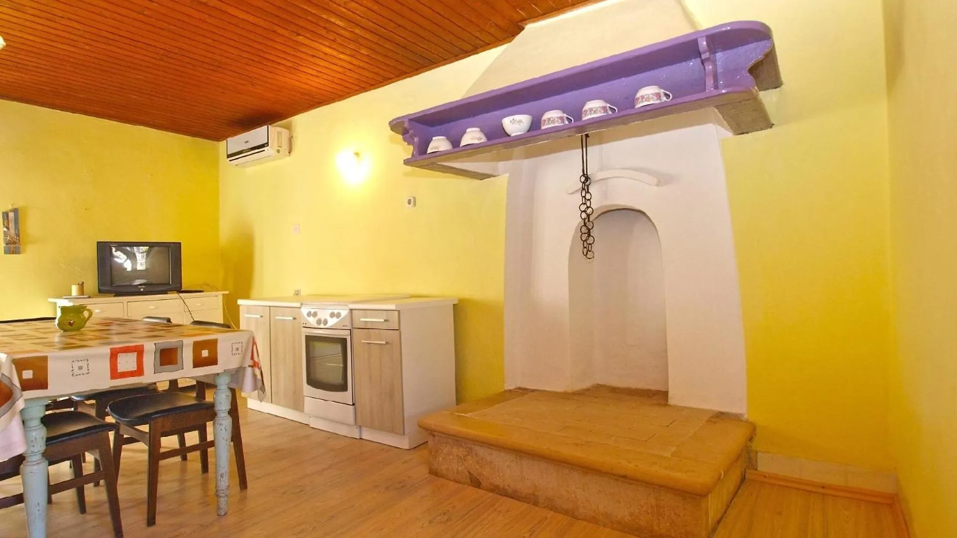 度假居 Ferienhaus Fuer 6 Personen Ca 75 Qm In Rakalj, Istrien Bucht Von Rasa
